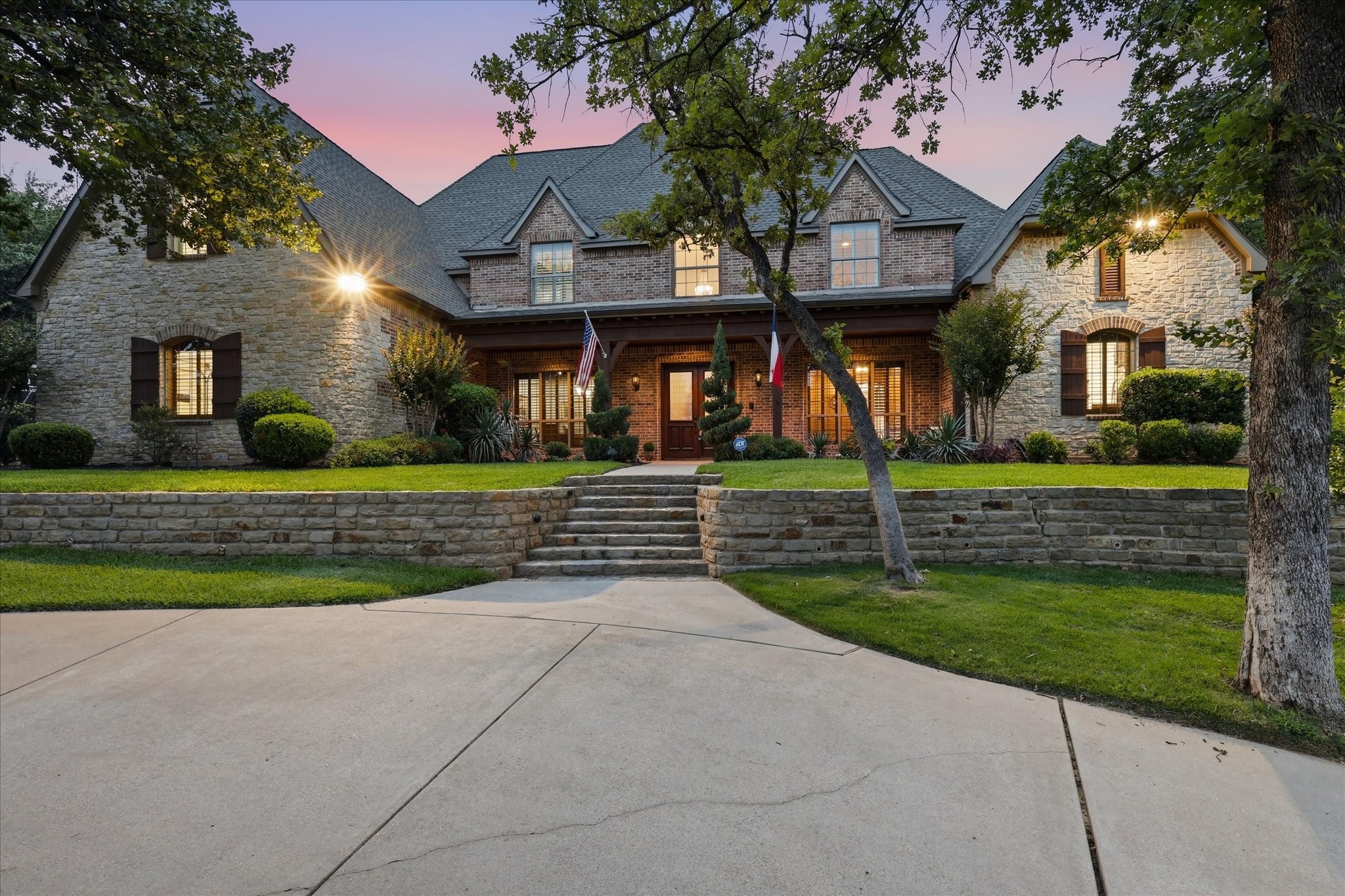 686 Knob Hill Court Argyle TX 76226