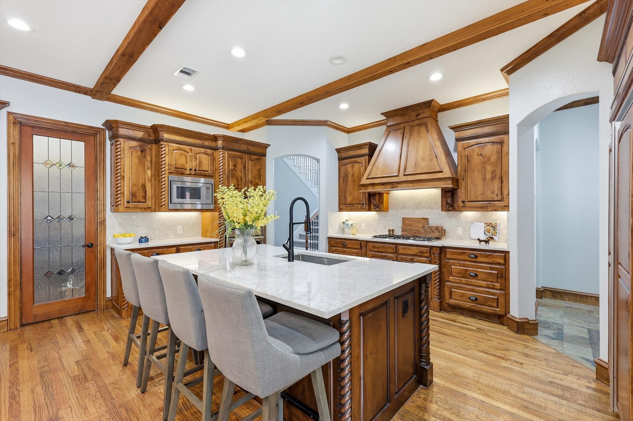 686 Knob Hill Court Argyle TX 76226
