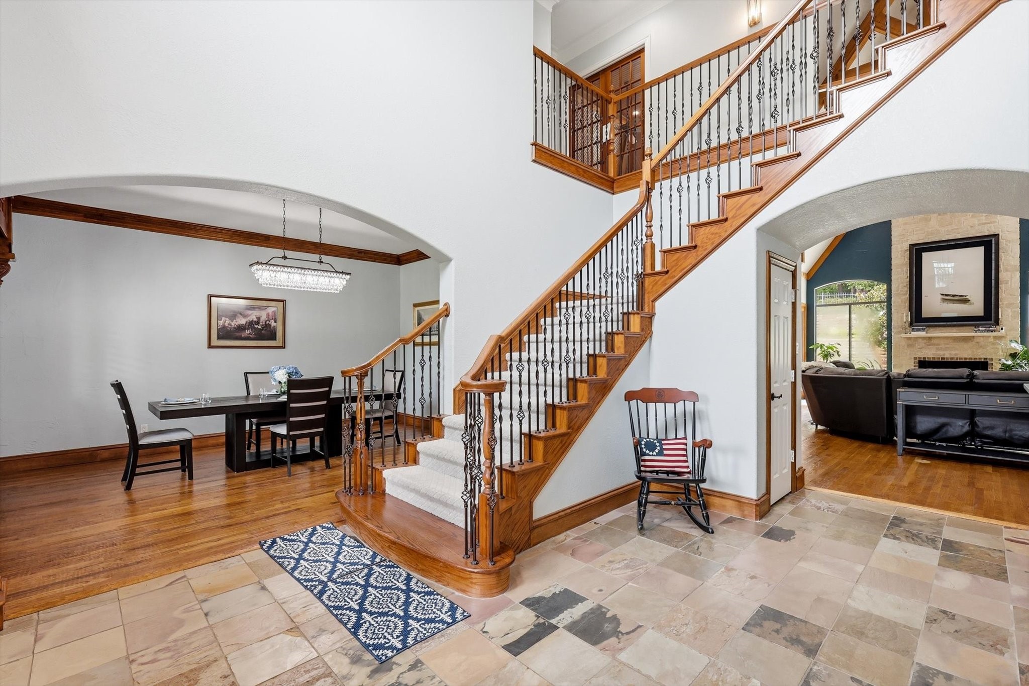 686 Knob Hill Court Argyle TX 76226