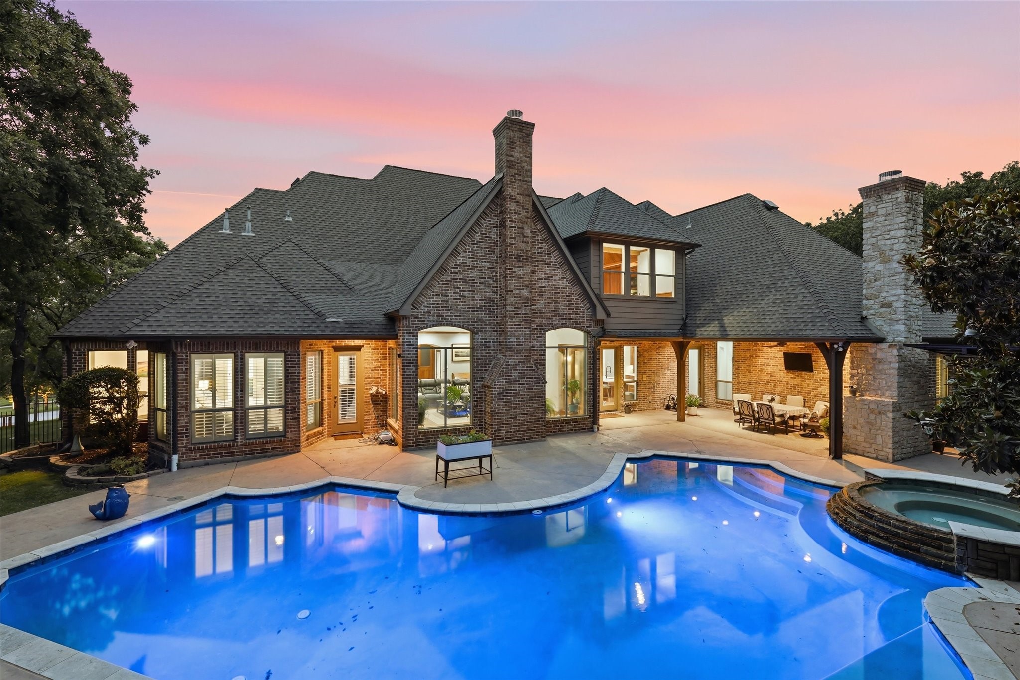 686 Knob Hill Court Argyle TX 76226