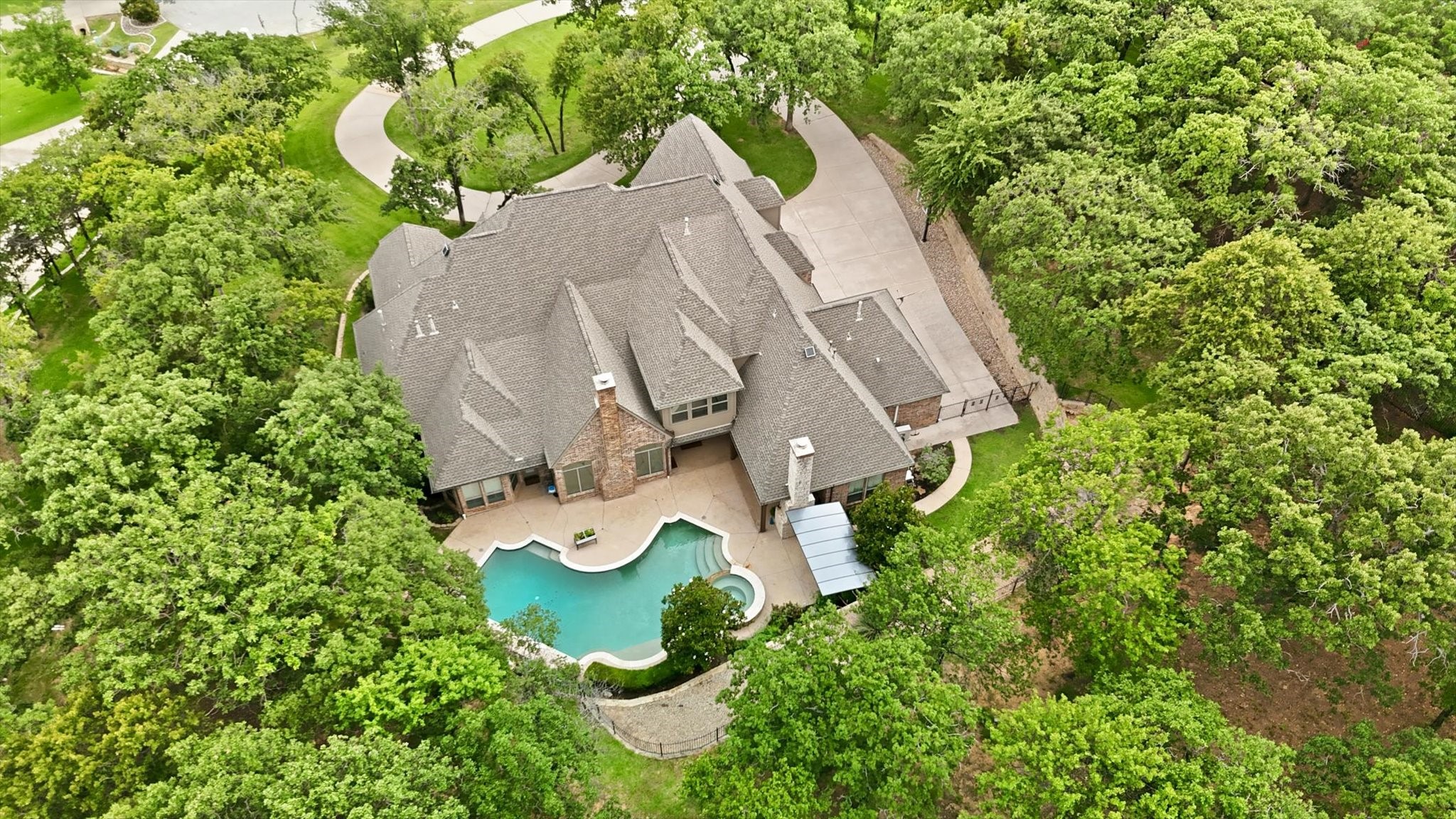 686 Knob Hill Court Argyle TX 76226