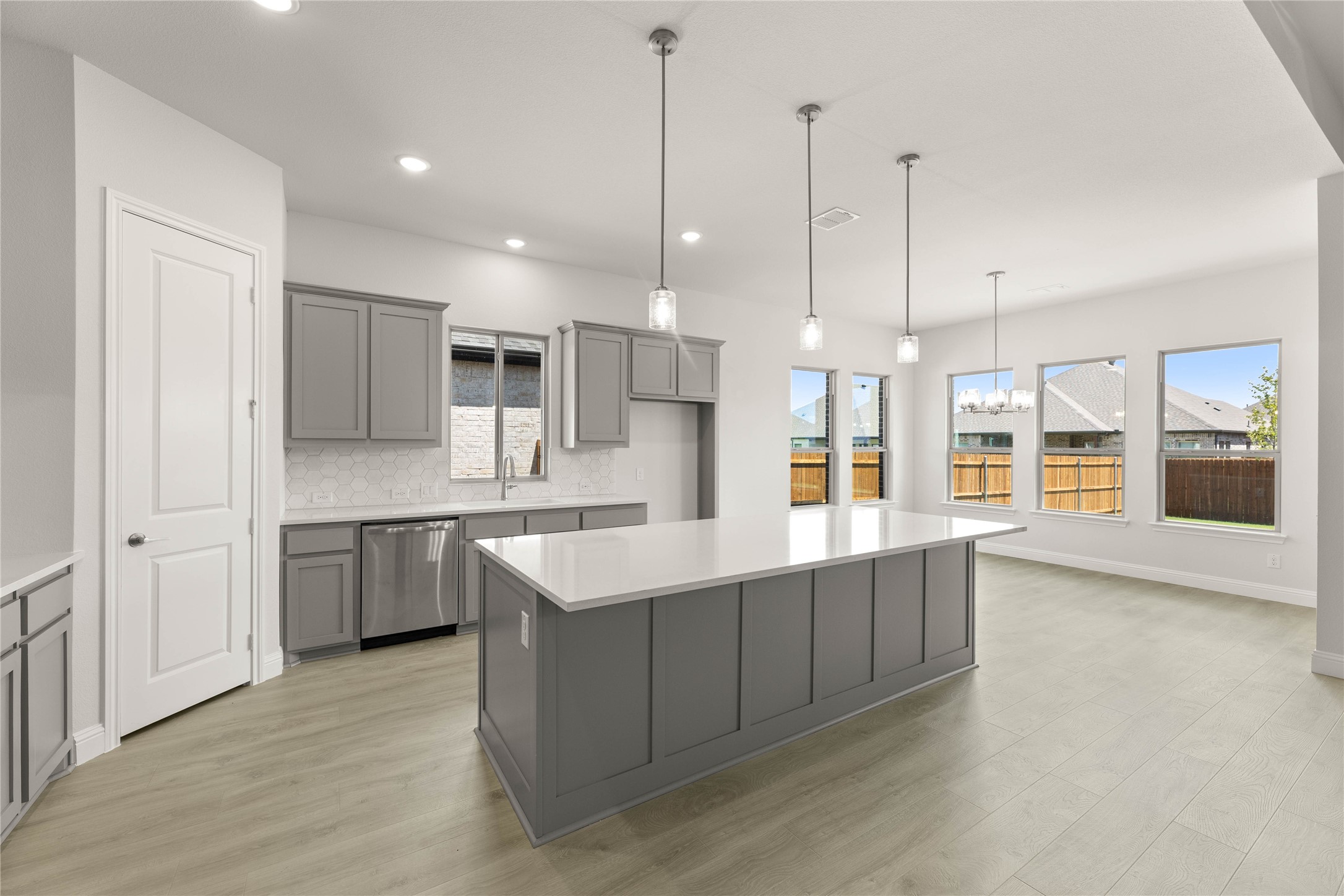 1019 Moss Grove Trail Justin TX 76247