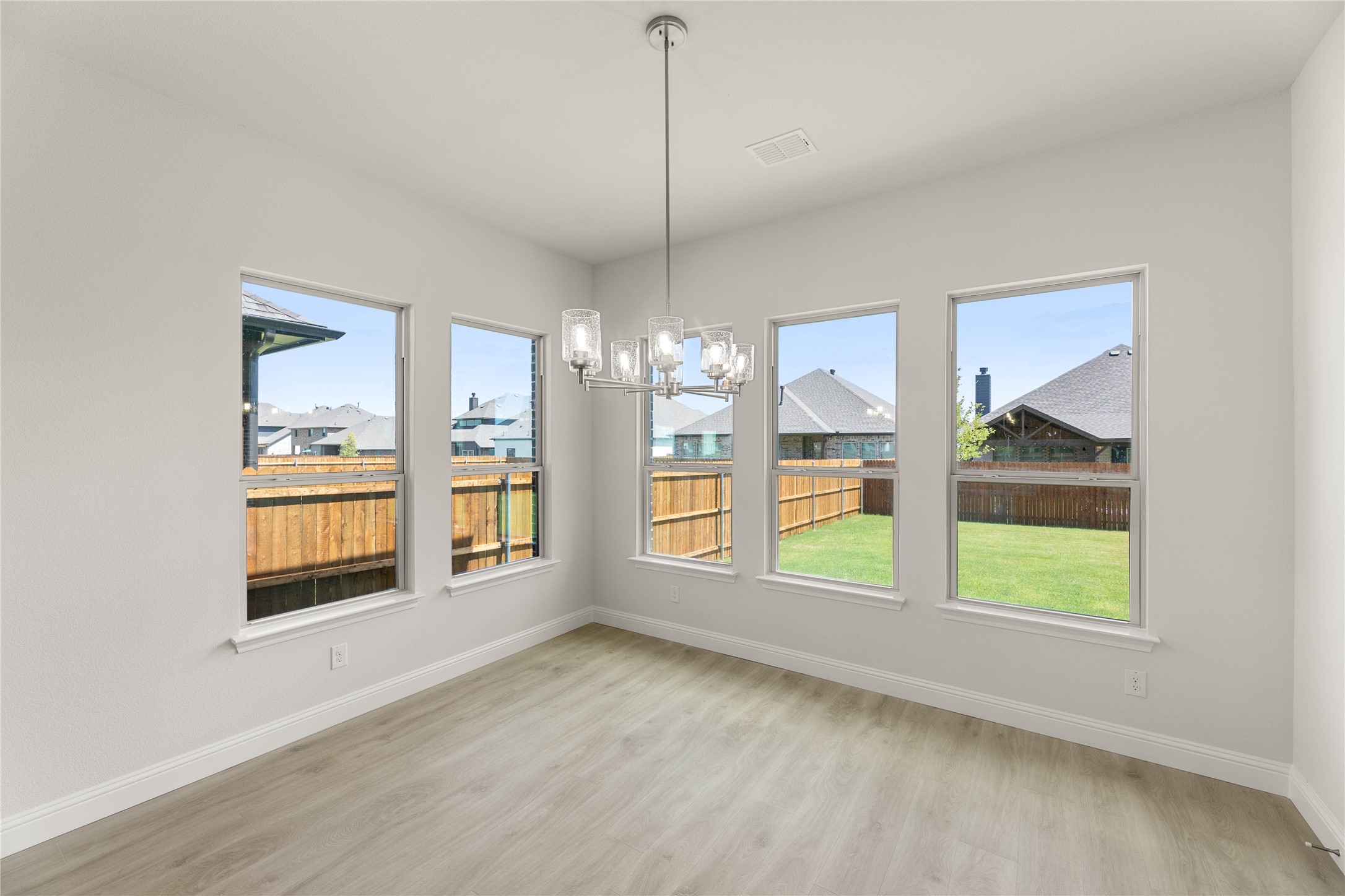 1019 Moss Grove Trail Justin TX 76247
