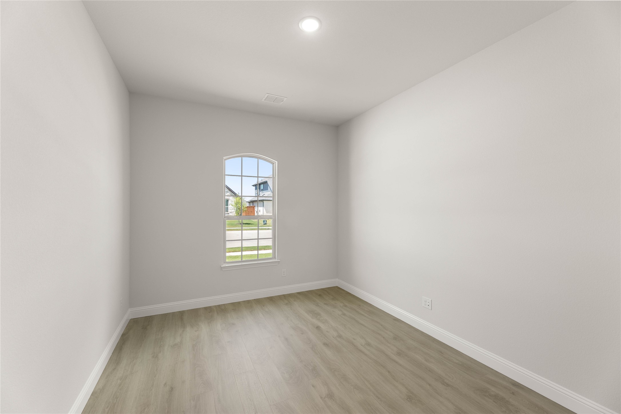 1019 Moss Grove Trail Justin TX 76247