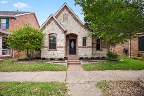 6020 Bosque River Court North Richland Hills TX 76180