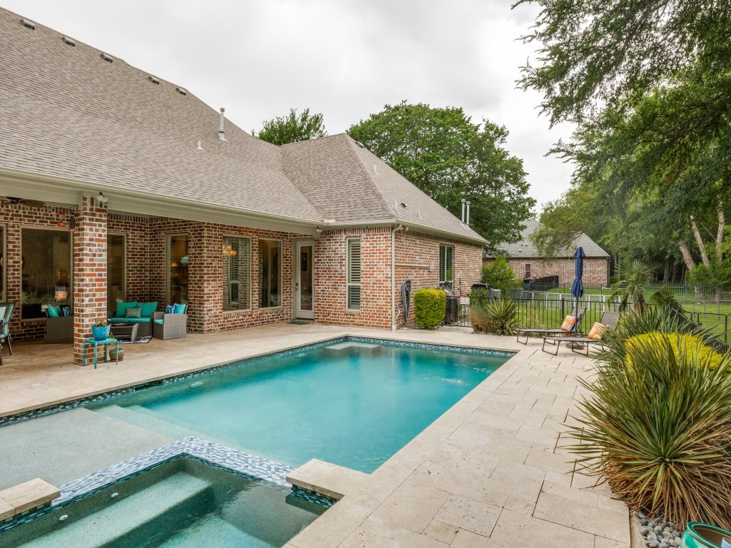 2705 Wolf Creek Drive Lucas TX 75002