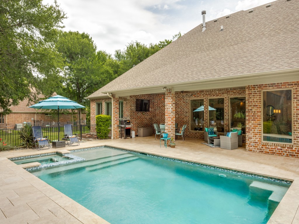 2705 Wolf Creek Drive Lucas TX 75002