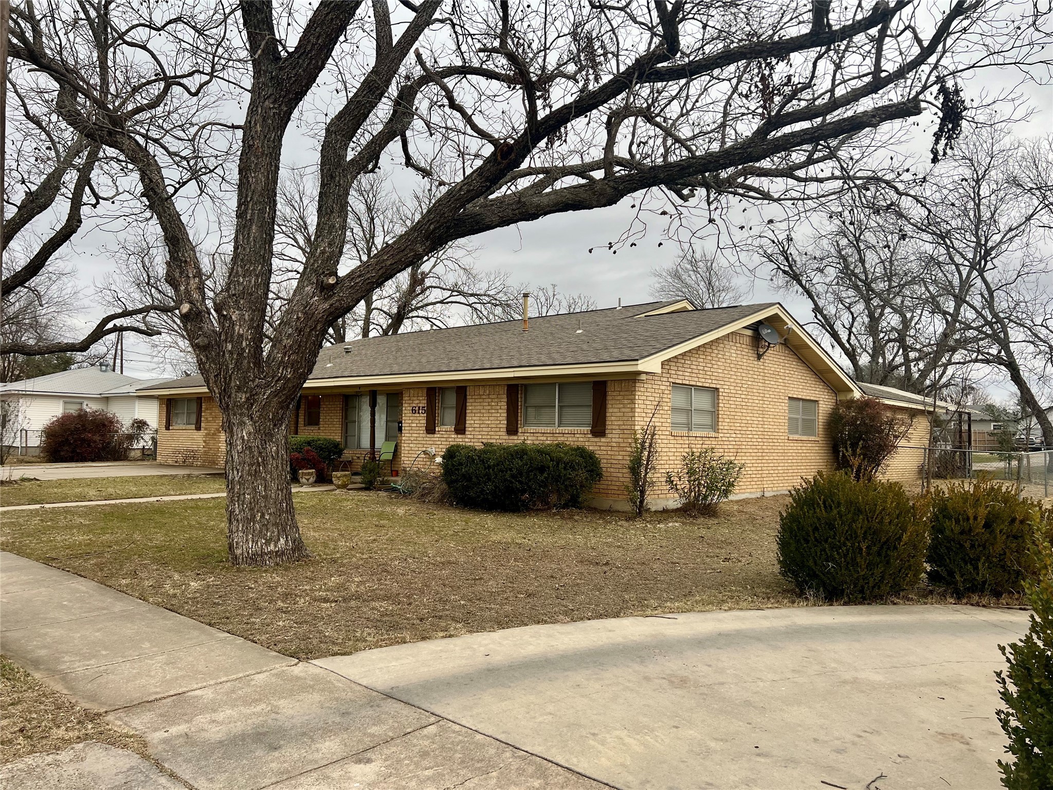 615 N Patrick Street Dublin TX 76446