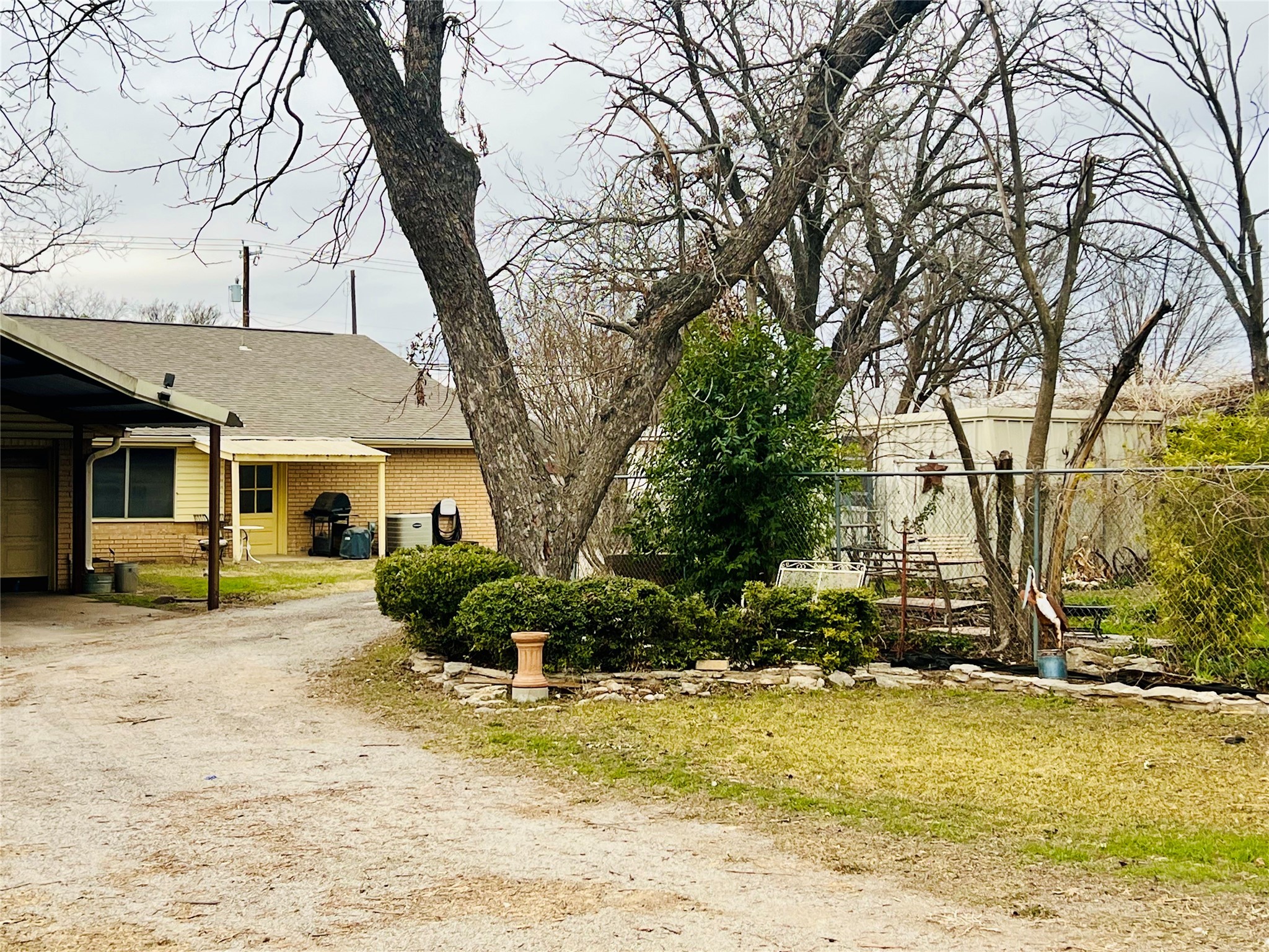 615 N Patrick Street Dublin TX 76446