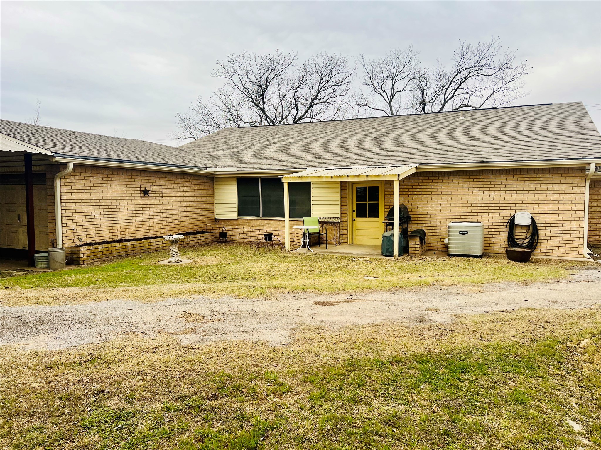 615 N Patrick Street Dublin TX 76446