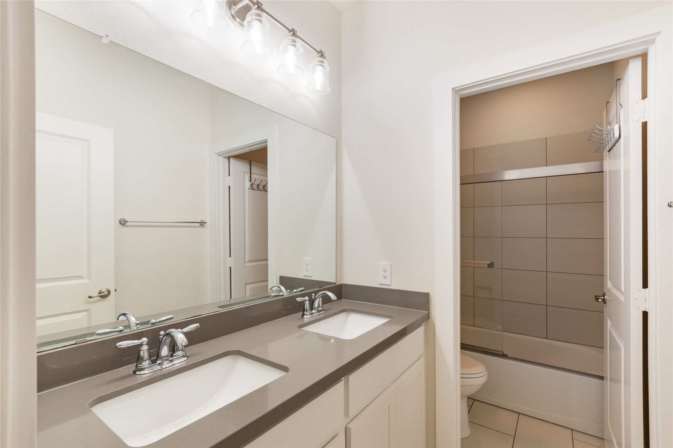 1001 Benbrook Trail Mckinney TX 75071