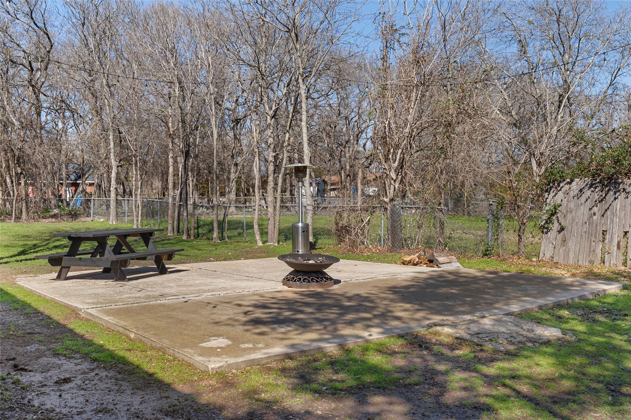 216 Avenue I Lacy Lakeview TX 76705