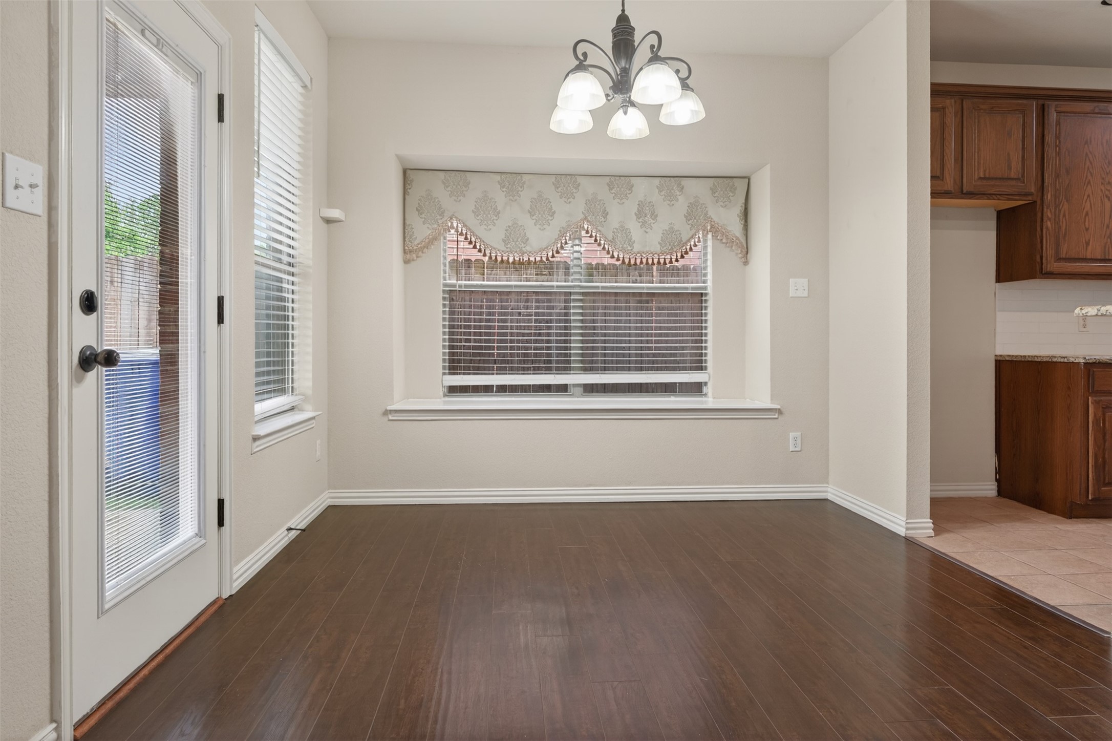 4407 Emerald Leaf Drive Mansfield TX 76063