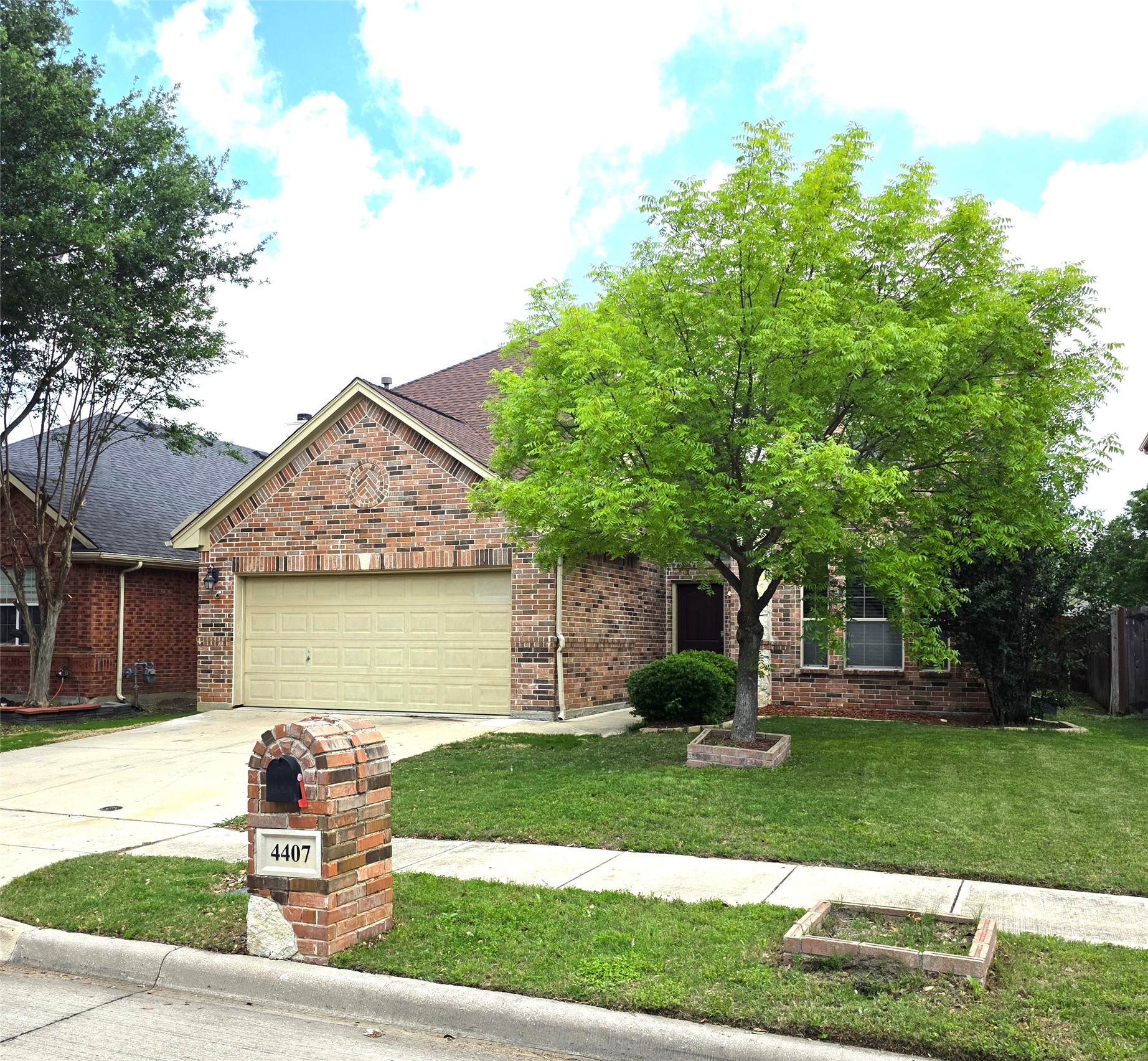 4407 Emerald Leaf Drive Mansfield TX 76063