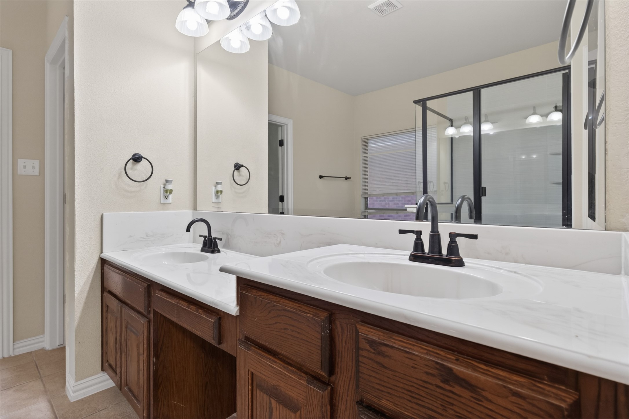 4407 Emerald Leaf Drive Mansfield TX 76063