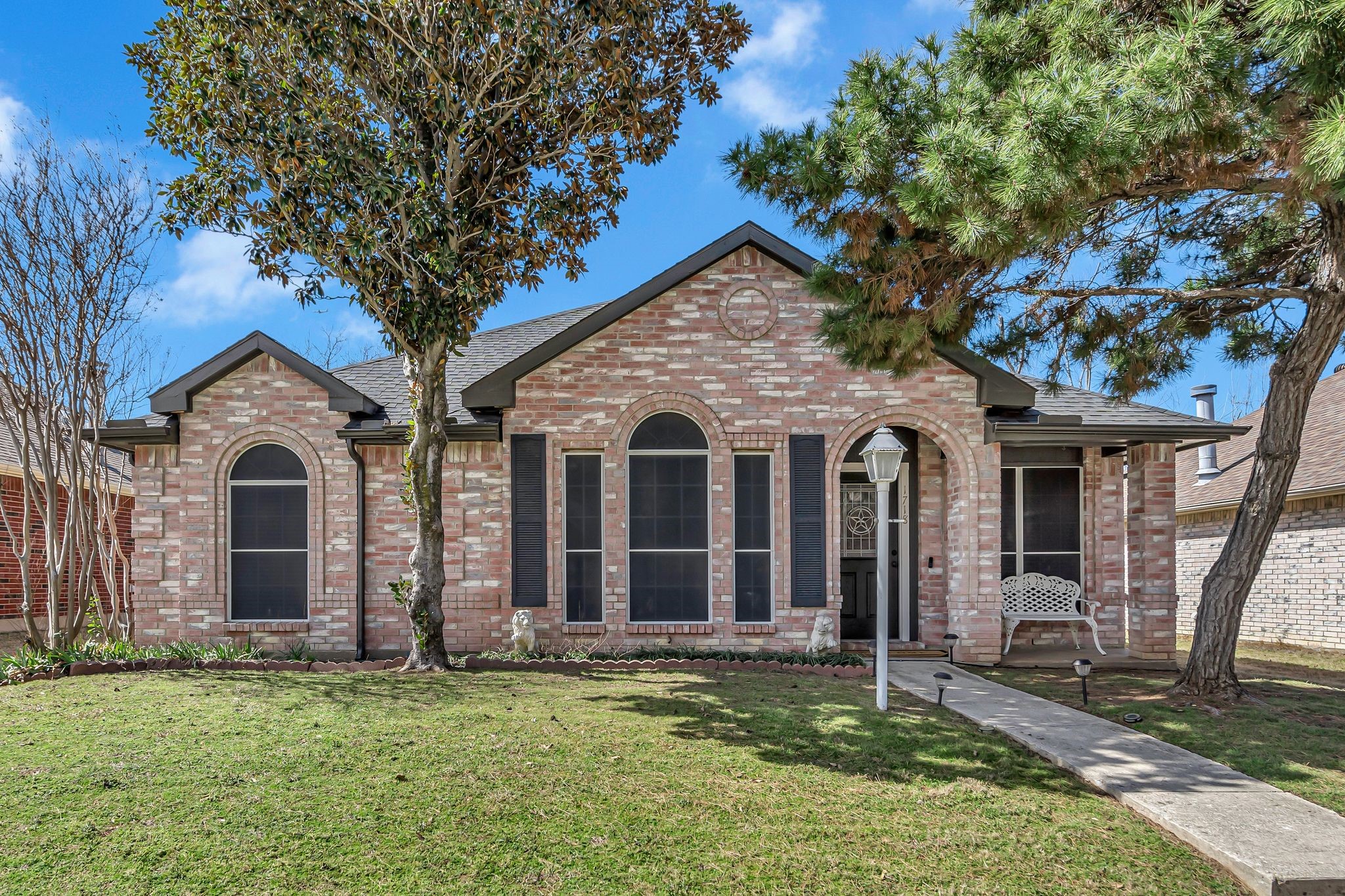 1718 Creekpoint Drive Lewisville TX 75067