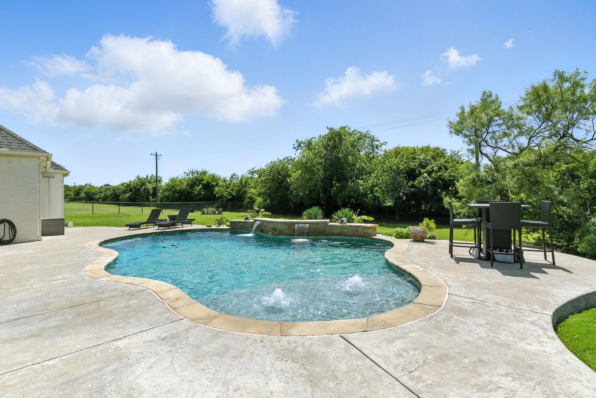 363 Red Bird Drive Springtown TX 76082