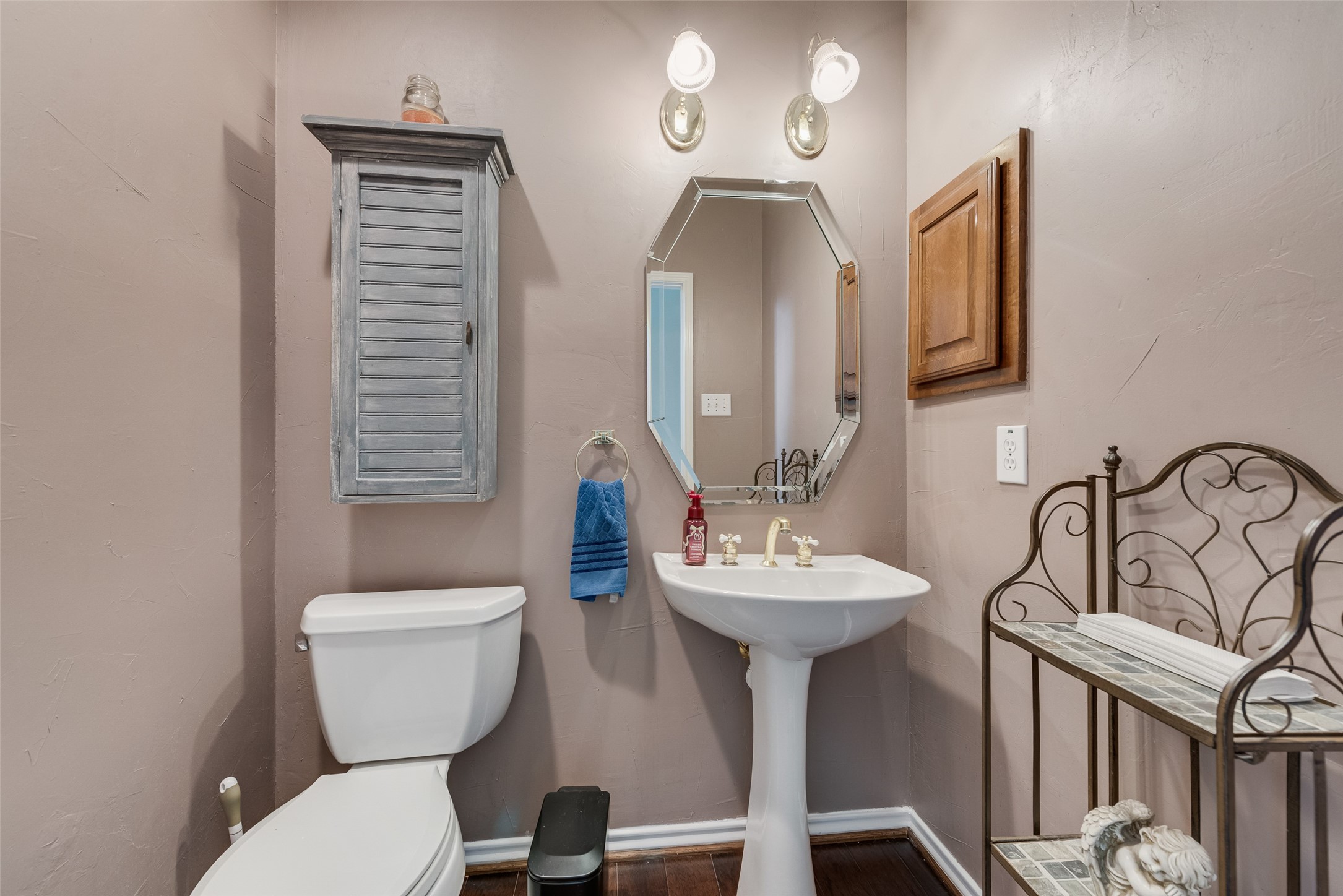 3207 Abingdon Drive Richardson TX 75082