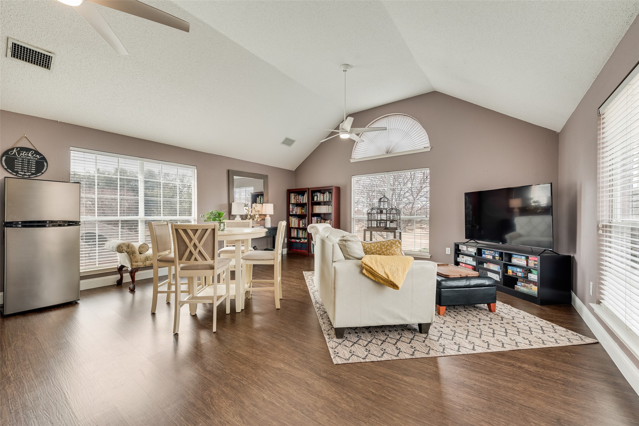 3207 Abingdon Drive Richardson TX 75082