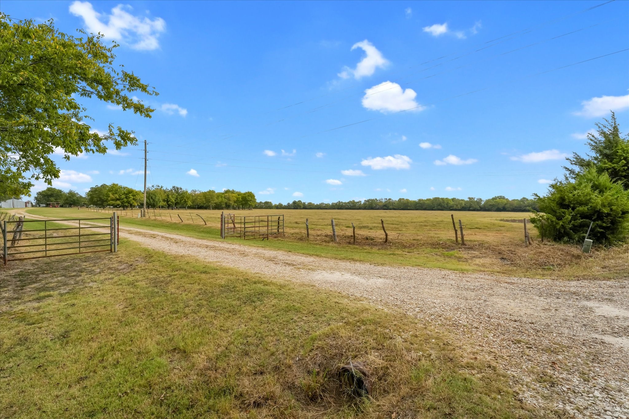 1454 County Road 4120 Bonham TX 75418