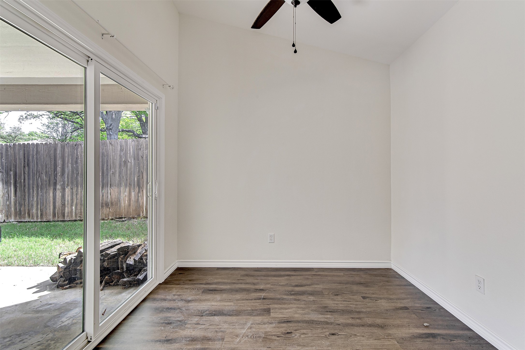6713 Inwood Drive North Richland Hills TX 76182