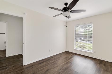6713 Inwood Drive North Richland Hills TX 76182