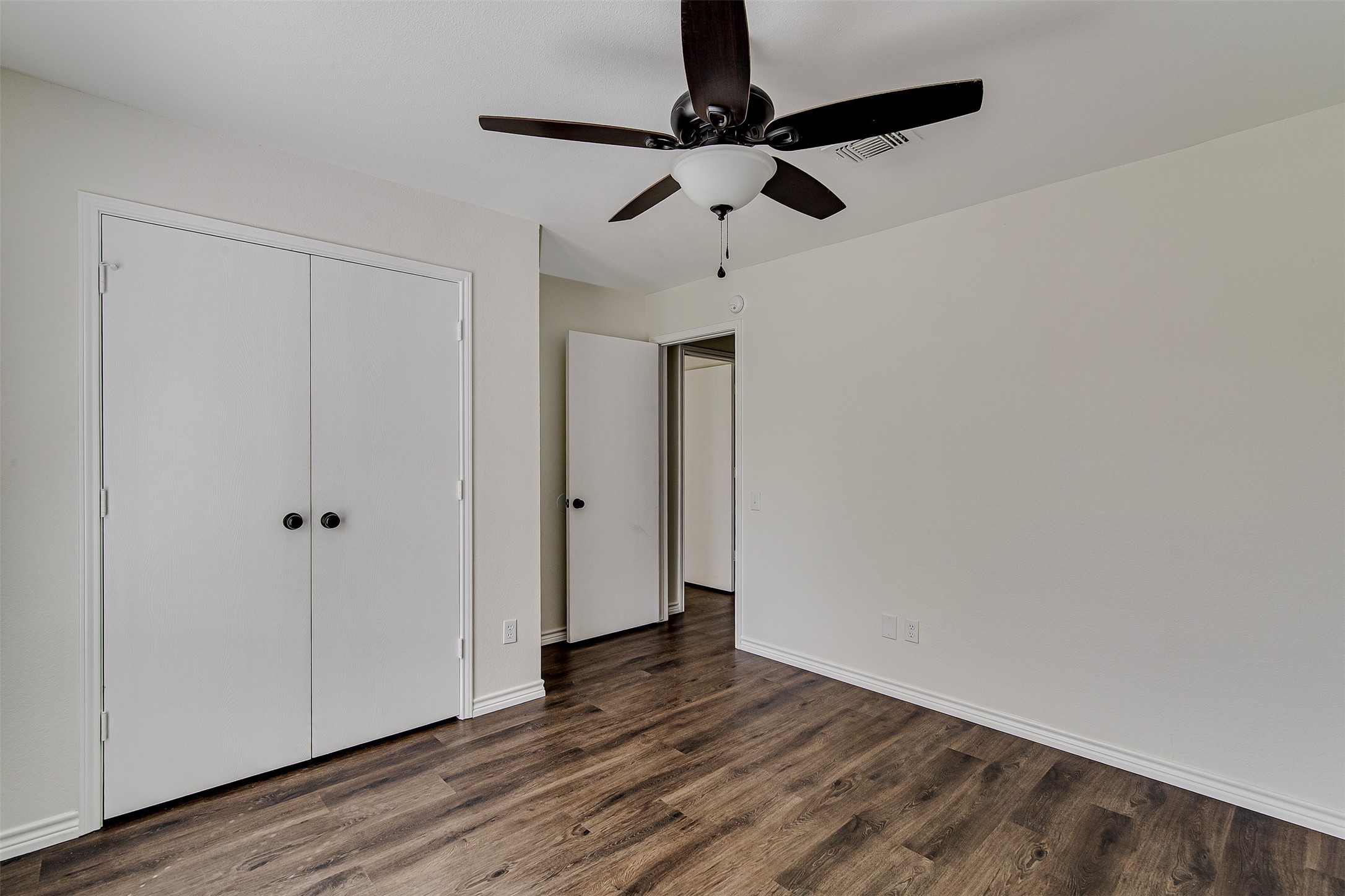 6713 Inwood Drive North Richland Hills TX 76182