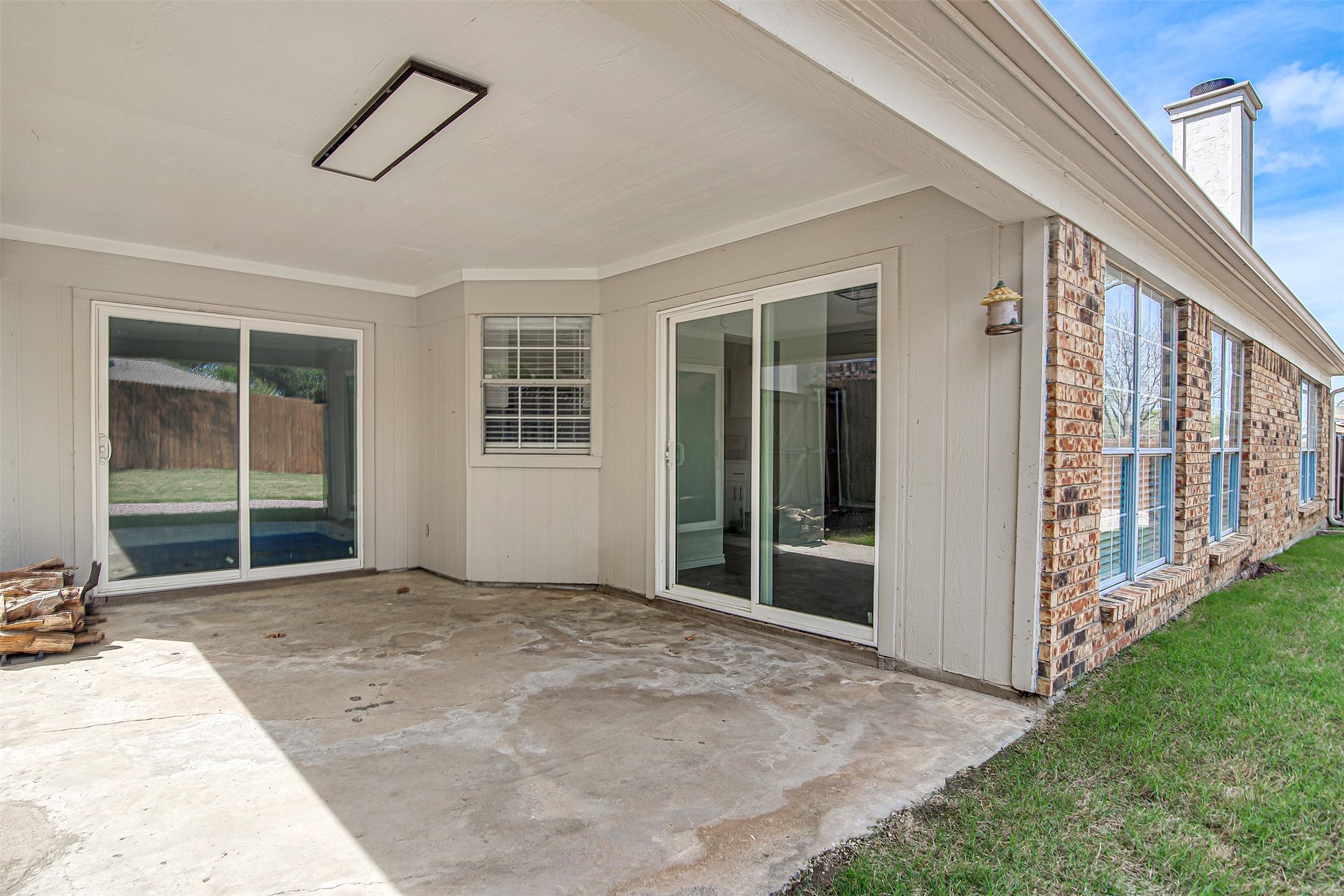 6713 Inwood Drive North Richland Hills TX 76182