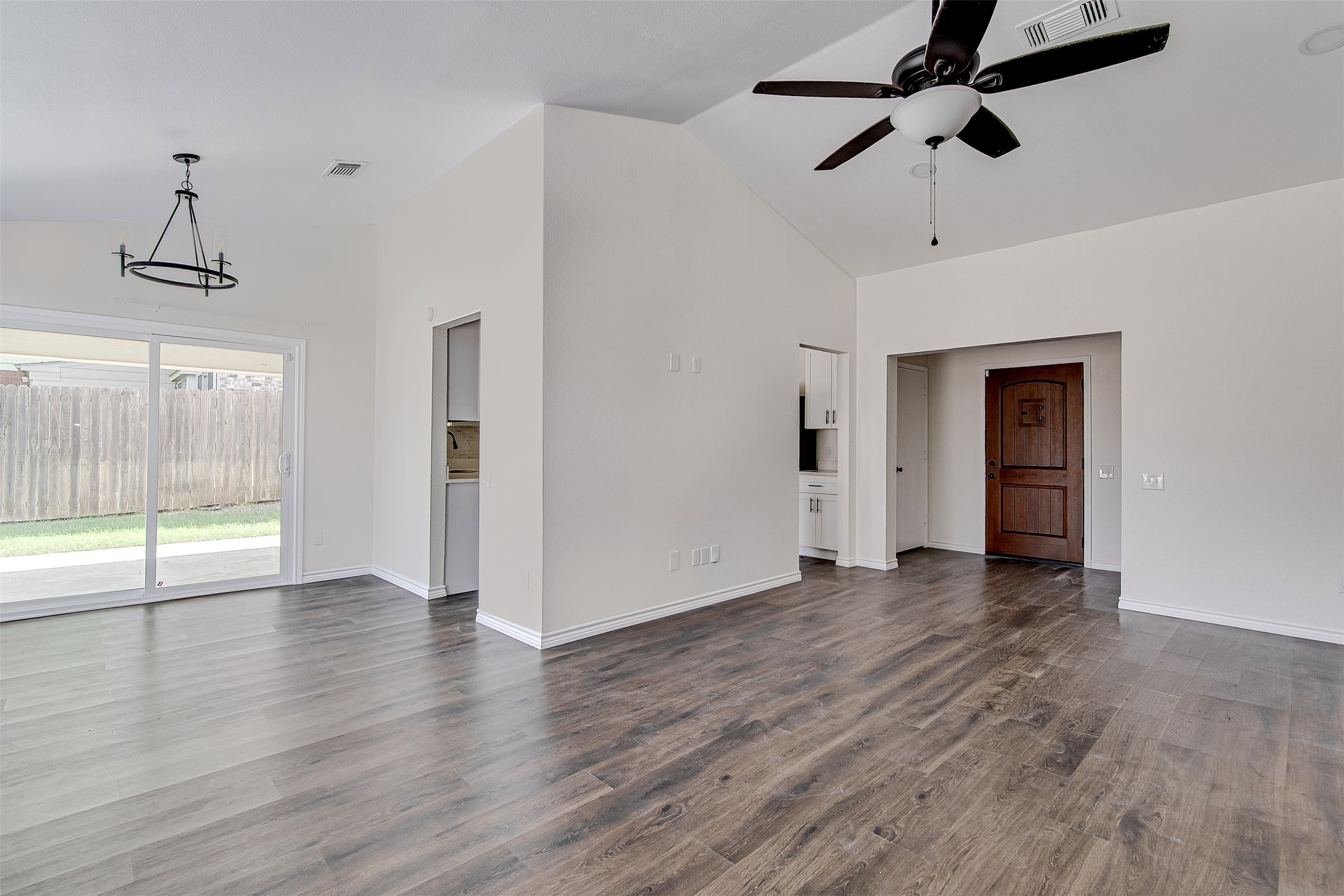 6713 Inwood Drive North Richland Hills TX 76182