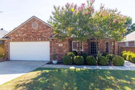8313 Muirwood Trail Fort Worth TX 76137