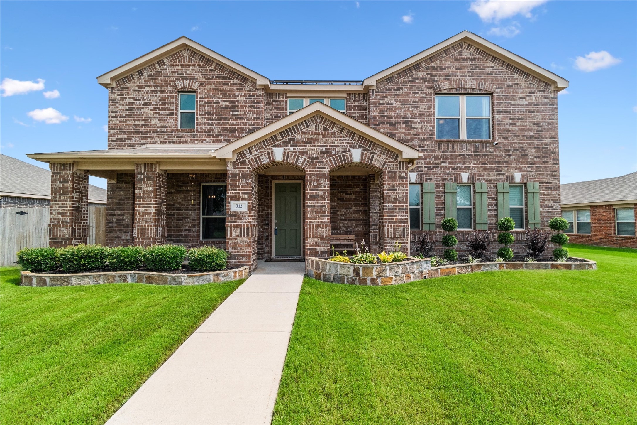 712 Snapdragon Lane Desoto TX 75115