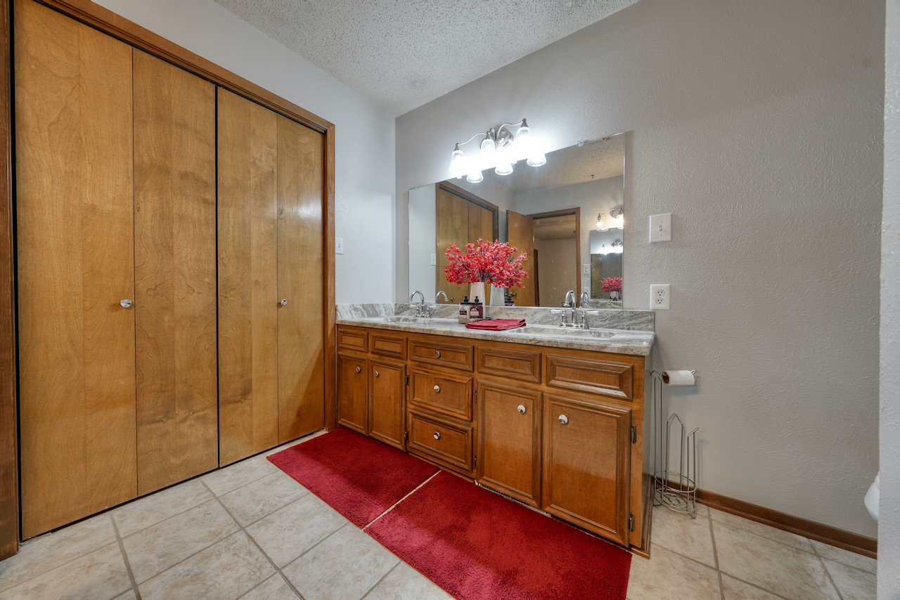 114 Hideaway Lane E Hideaway TX 75771