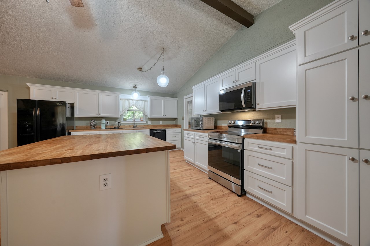 114 Hideaway Lane E Hideaway TX 75771