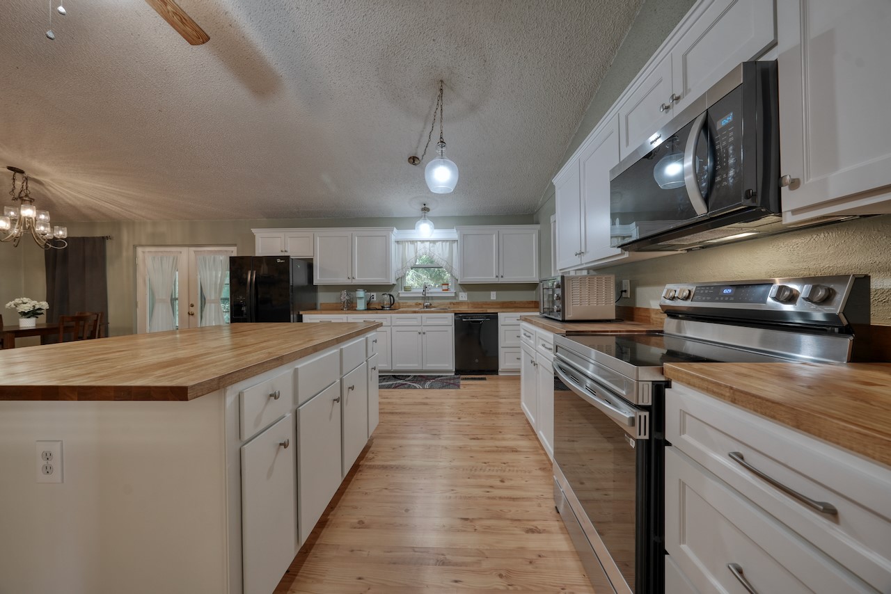 114 Hideaway Lane E Hideaway TX 75771