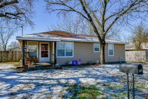 1210 N Chamberlain Street Stephenville TX 76401