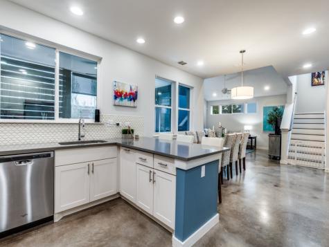 1052 Gallivant Lane Dallas TX 75218