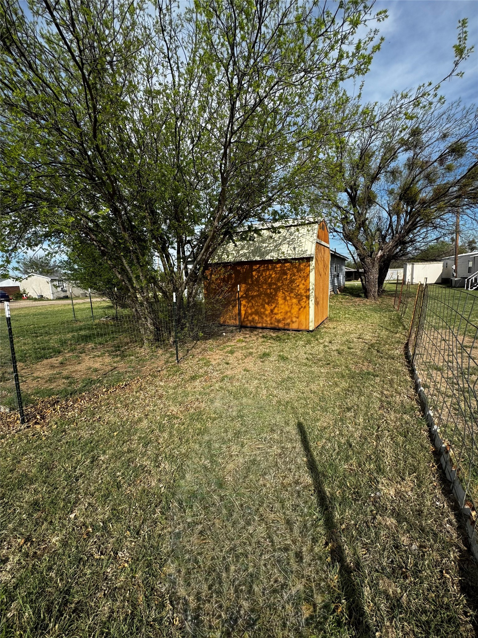 909 N 10th Street Albany TX 76430
