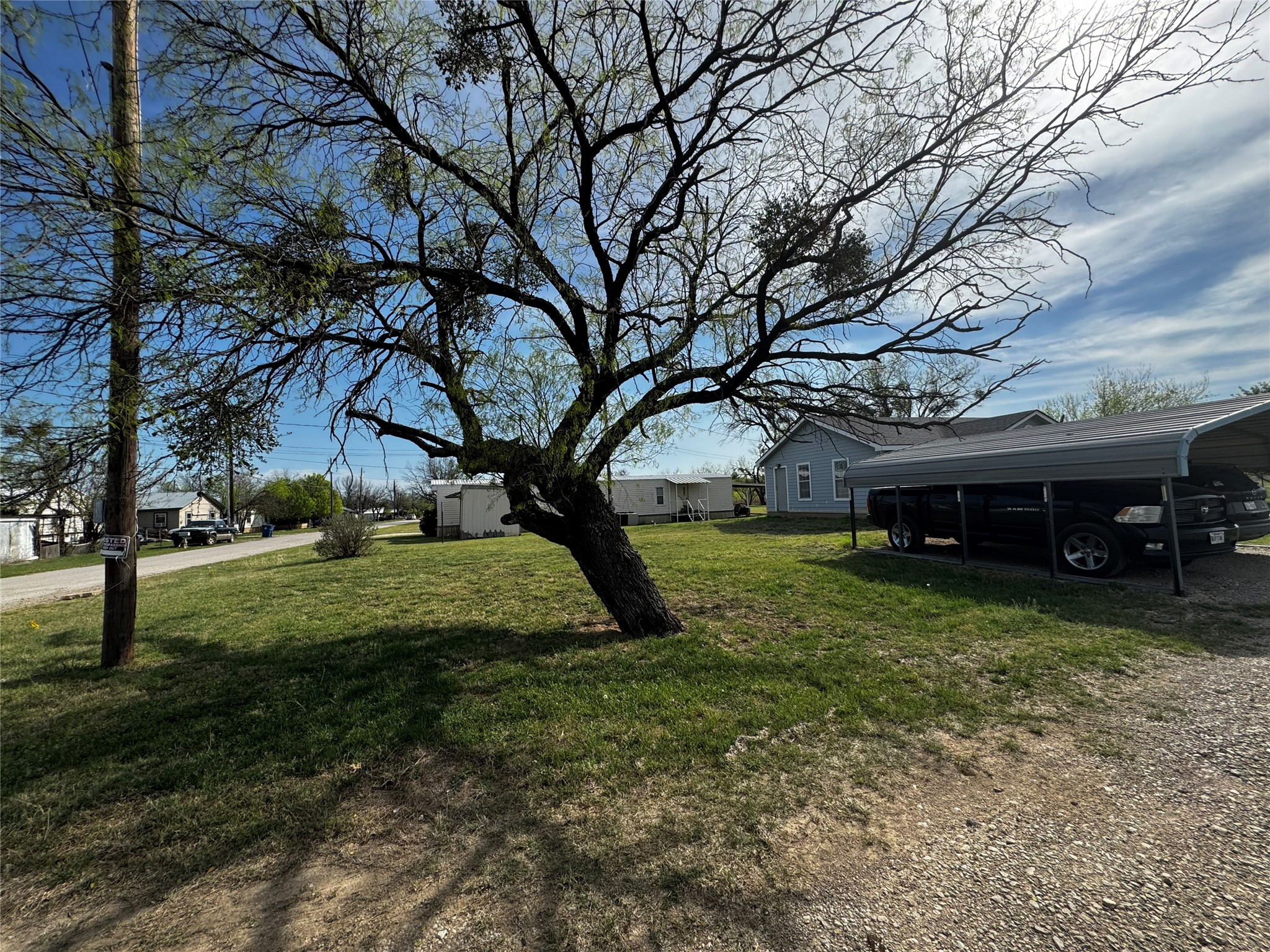 909 N 10th Street Albany TX 76430