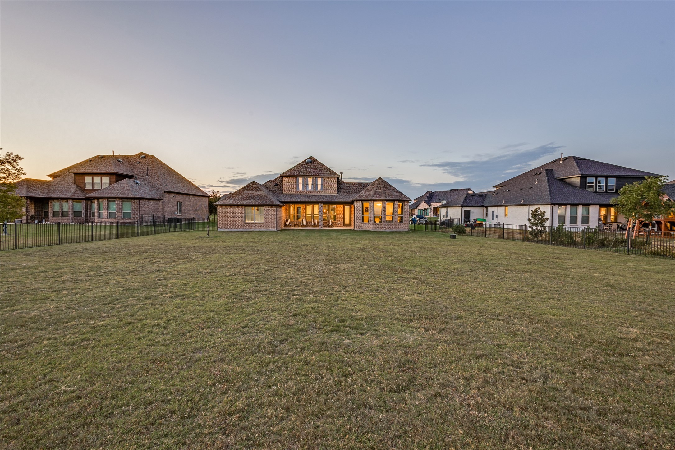 1116 Karsten Ridge Pass Gunter TX 75058