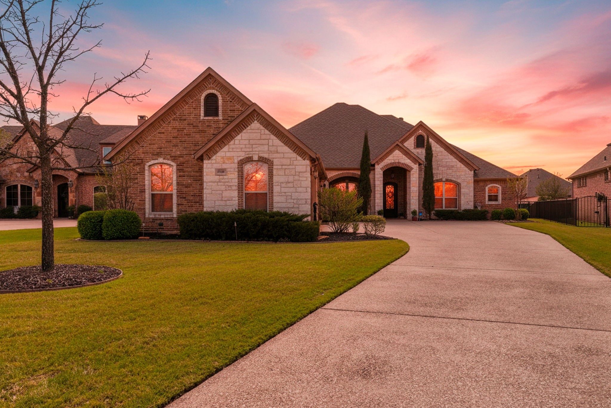 1208 Sunset Bay Drive Granbury TX 76048