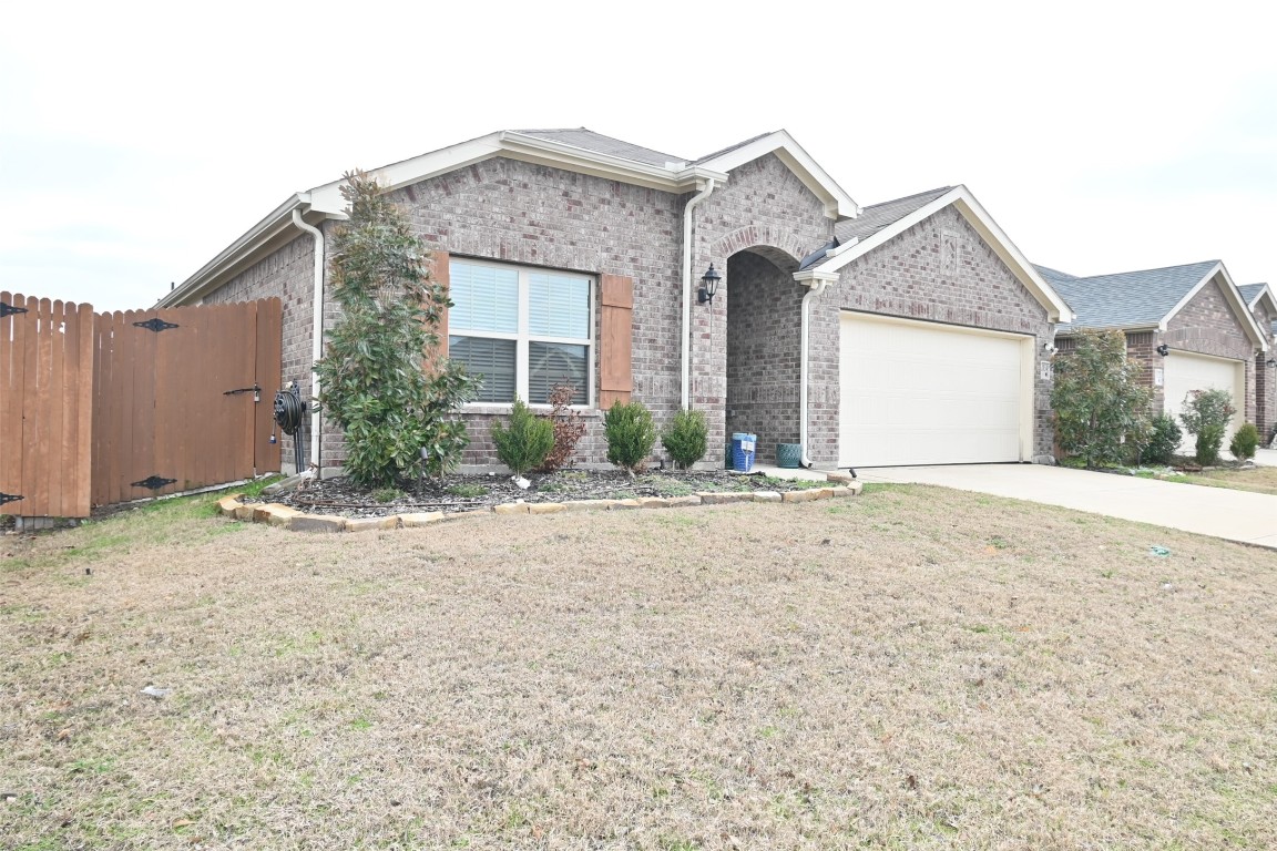2034 Shawnee Trail Heartland TX 75126