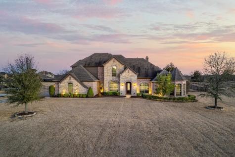 7855 Fall Creek Road Terrell TX 75160