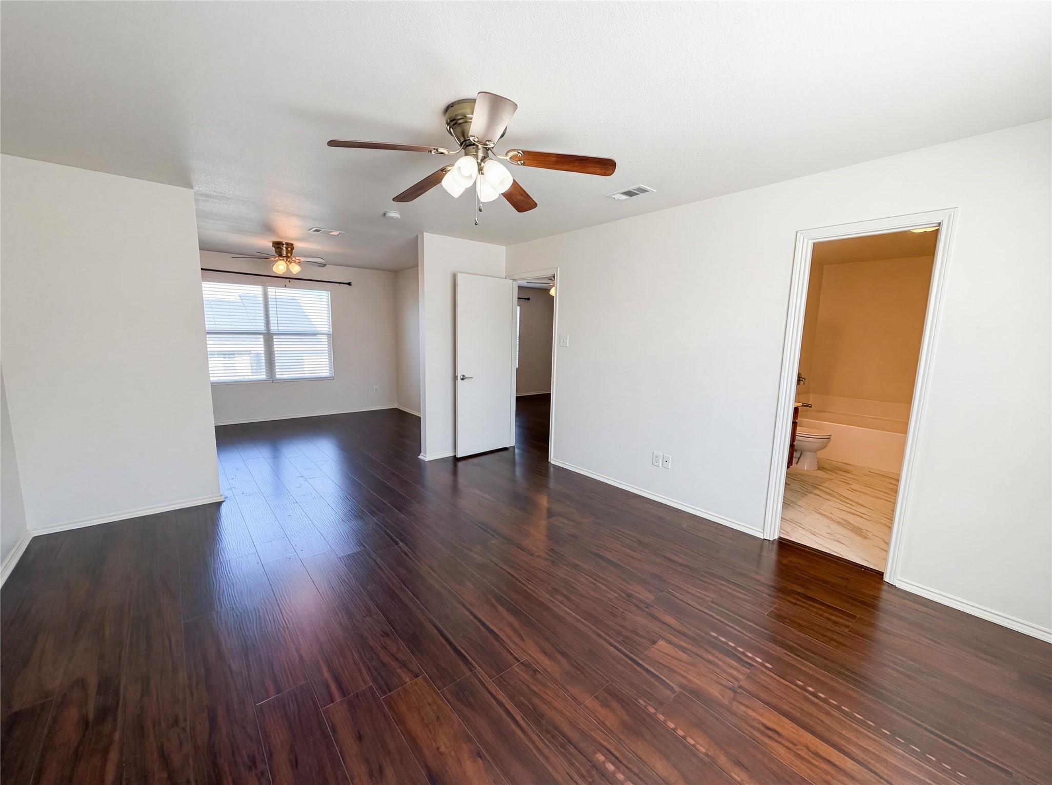 2027 Pine Knot Drive Heartland TX 75126