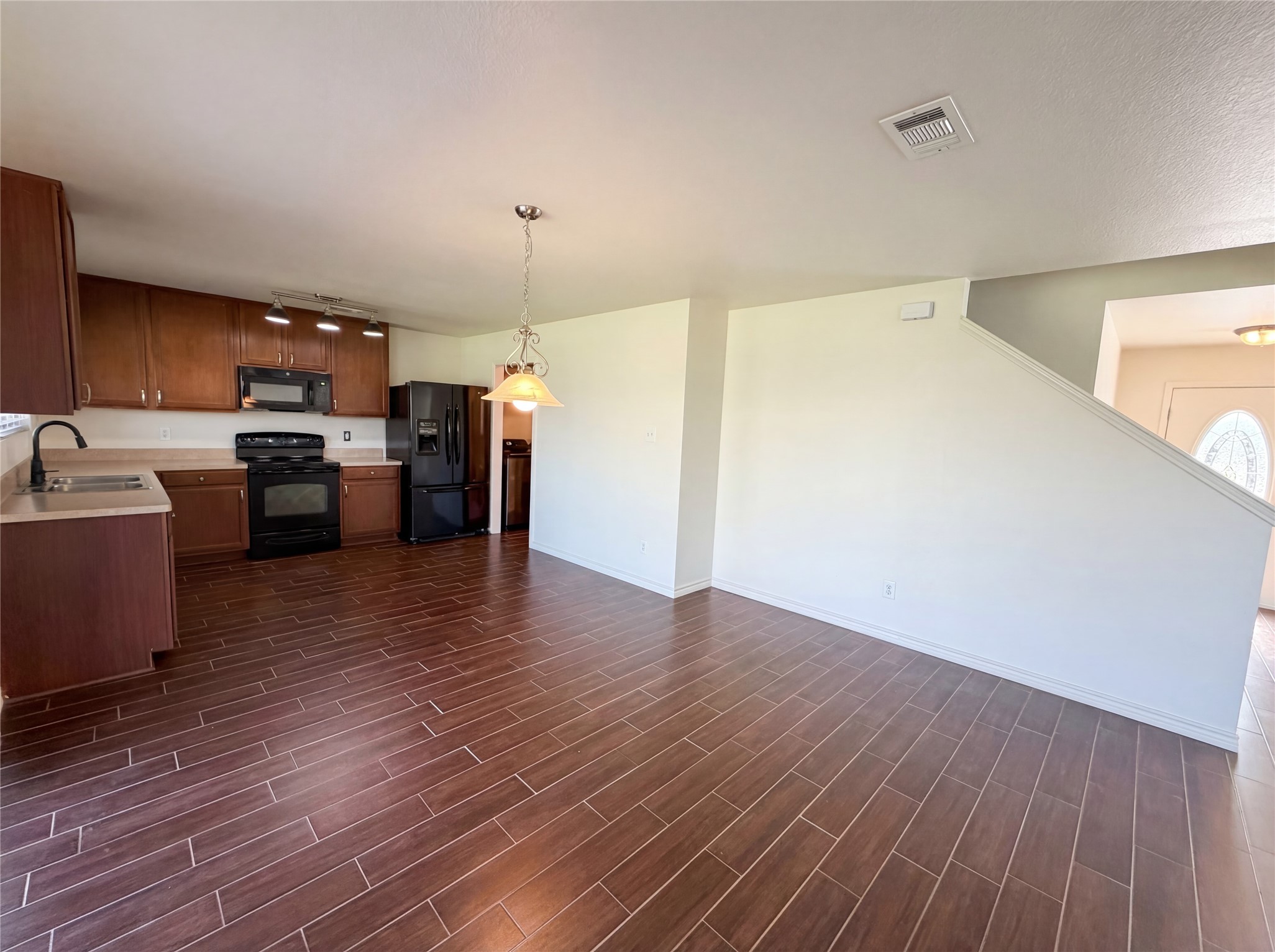 2027 Pine Knot Drive Heartland TX 75126