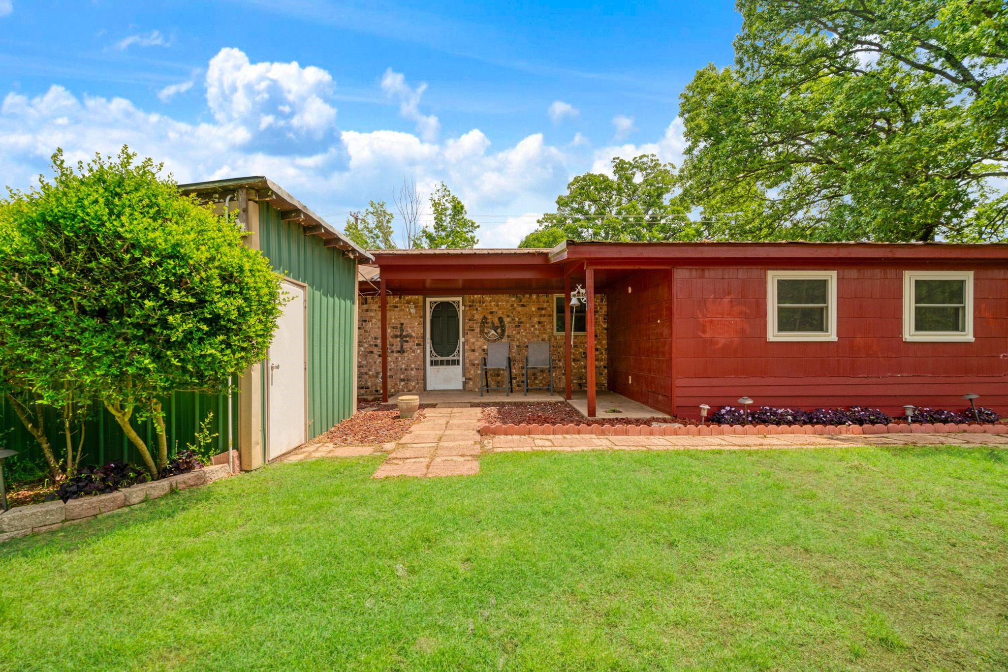 9157 N Highway 271 Powderly TX 75473