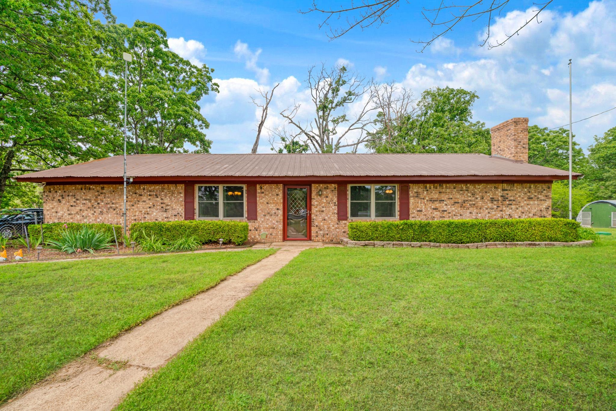 9157 N Highway 271 Powderly TX 75473