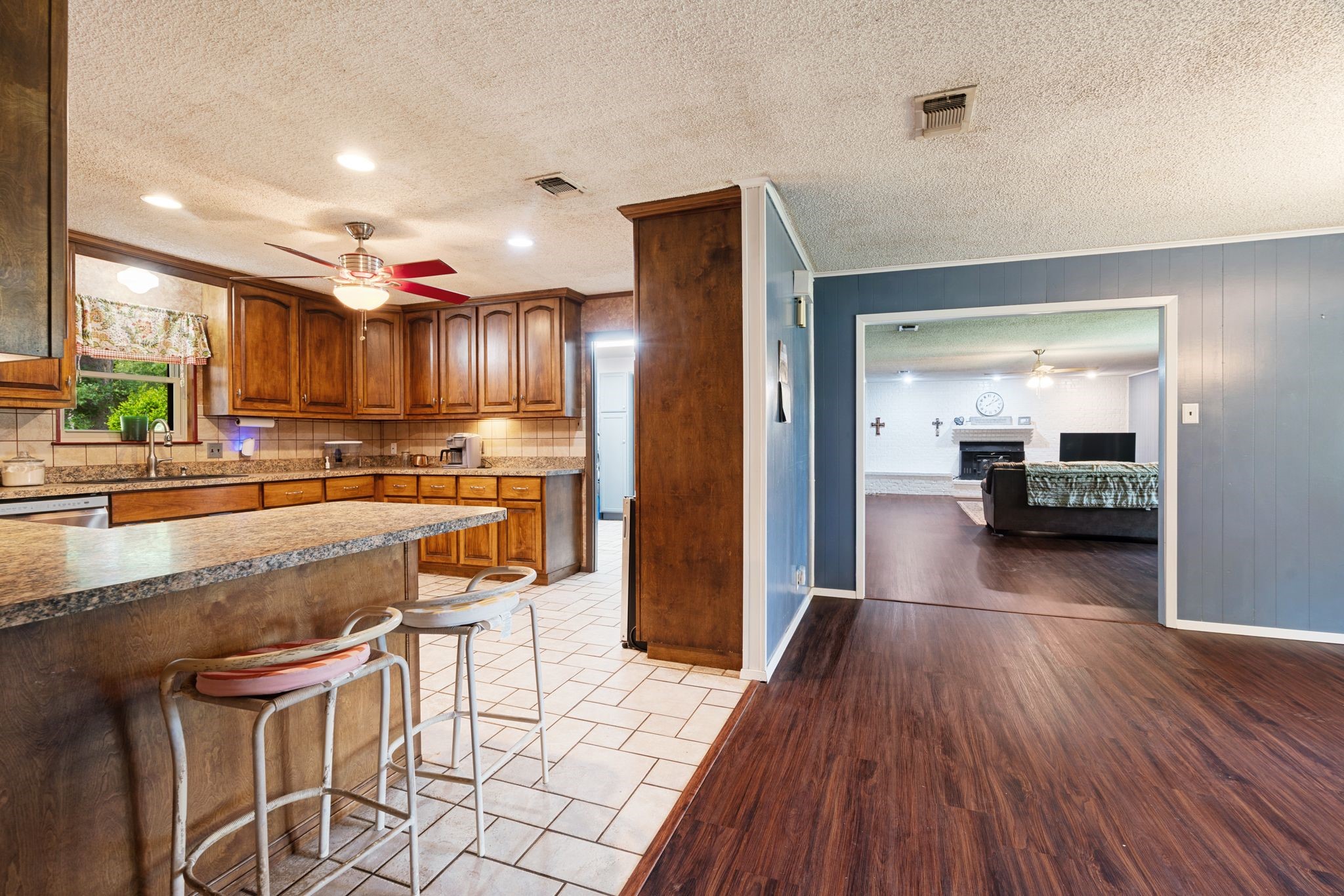9157 N Highway 271 Powderly TX 75473