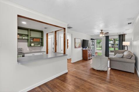 1805 Jackson Drive Arlington TX 76013