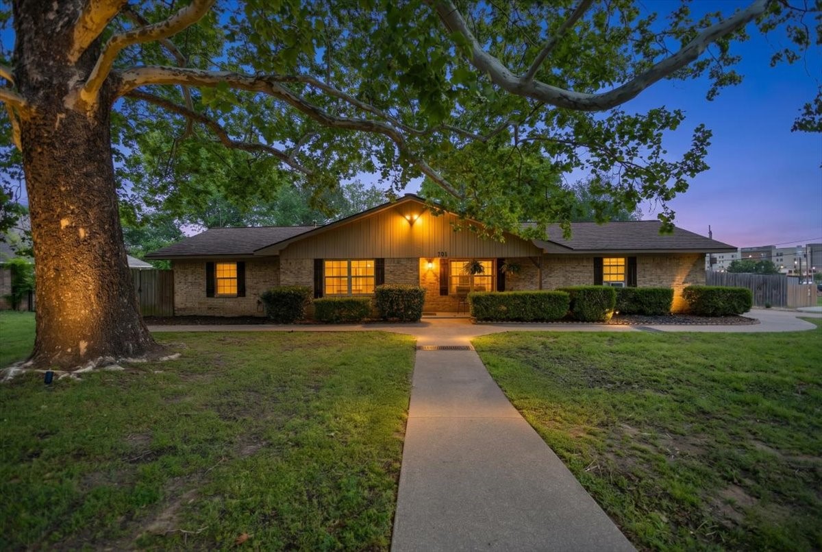 701 Georgia Street Lindale TX 75771