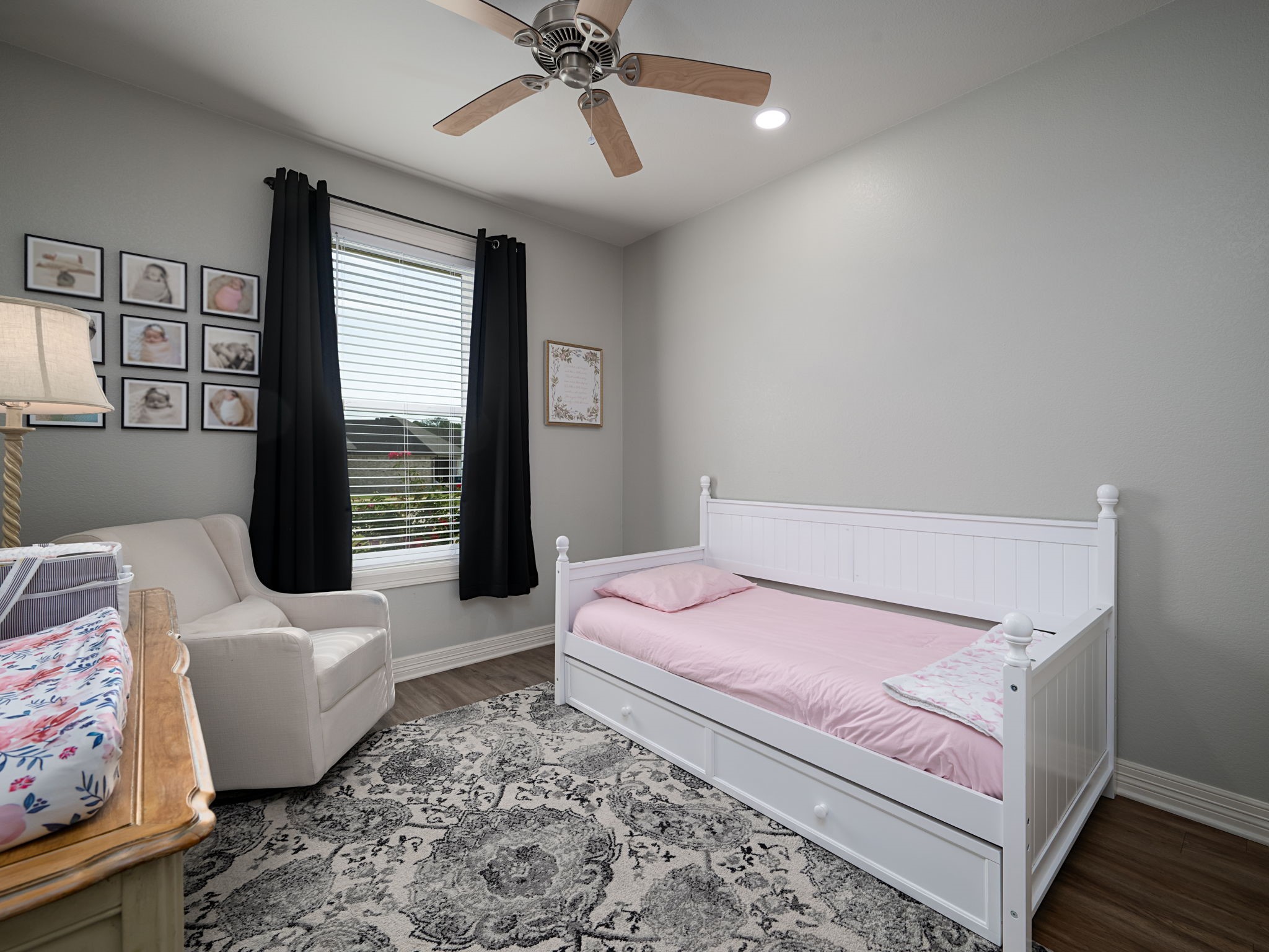 1803 Jessica Whitehouse TX 75791